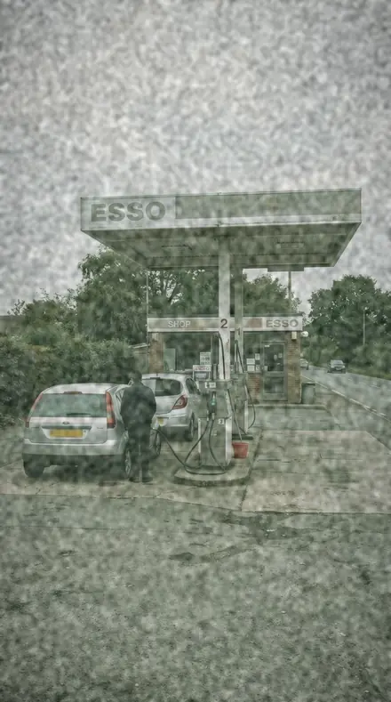 Reticulation Mark applied to Old stock, the forecourt gone green