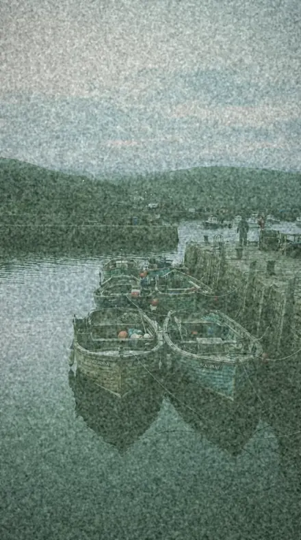 Expiry Line applied to Cool fade, the harbour at dawn